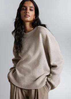 Boxy Cashmere-Blend Jumper