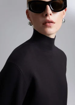 Boxy Turtleneck Strikket Genser