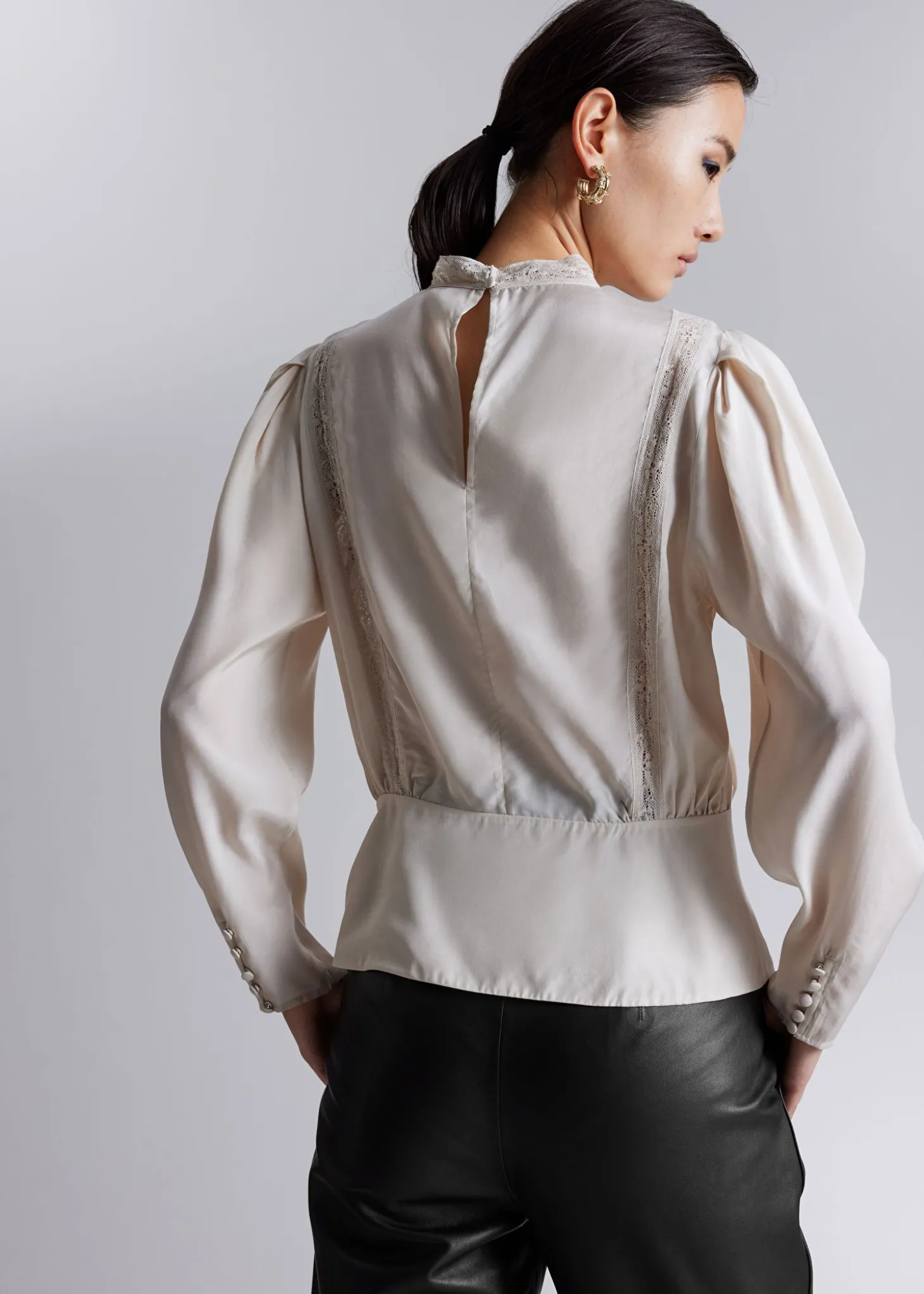 Brodert Bluse Med Puffermer