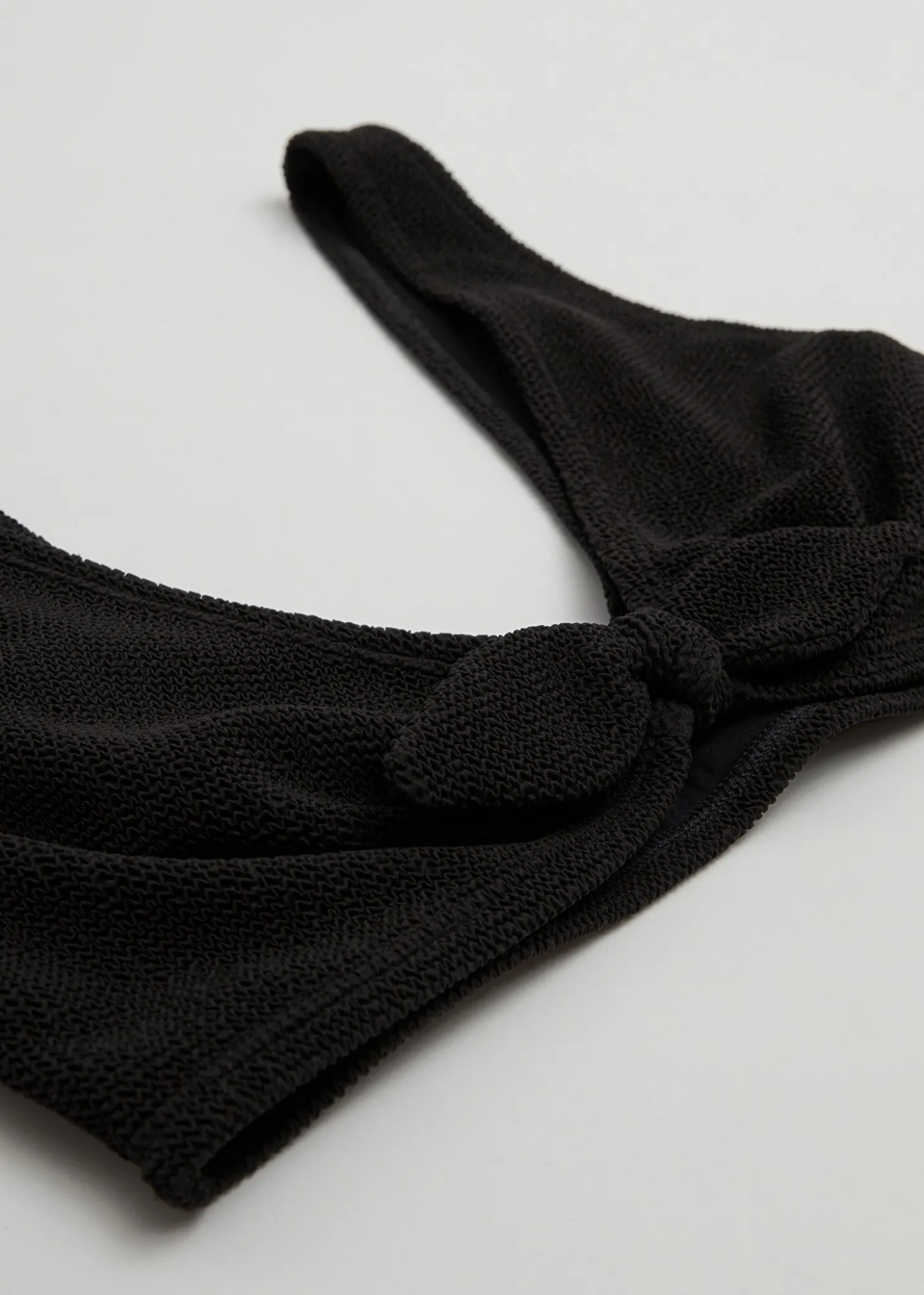 Crepe Knot Tie Bikinitopp