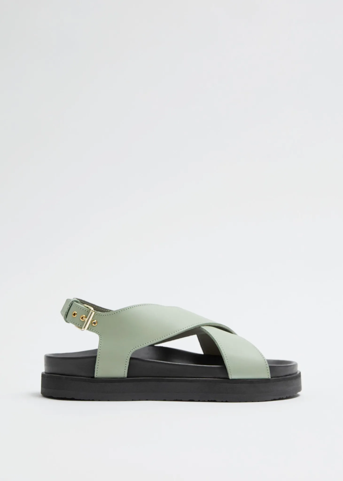 Criss-Cross Skinnsandaler