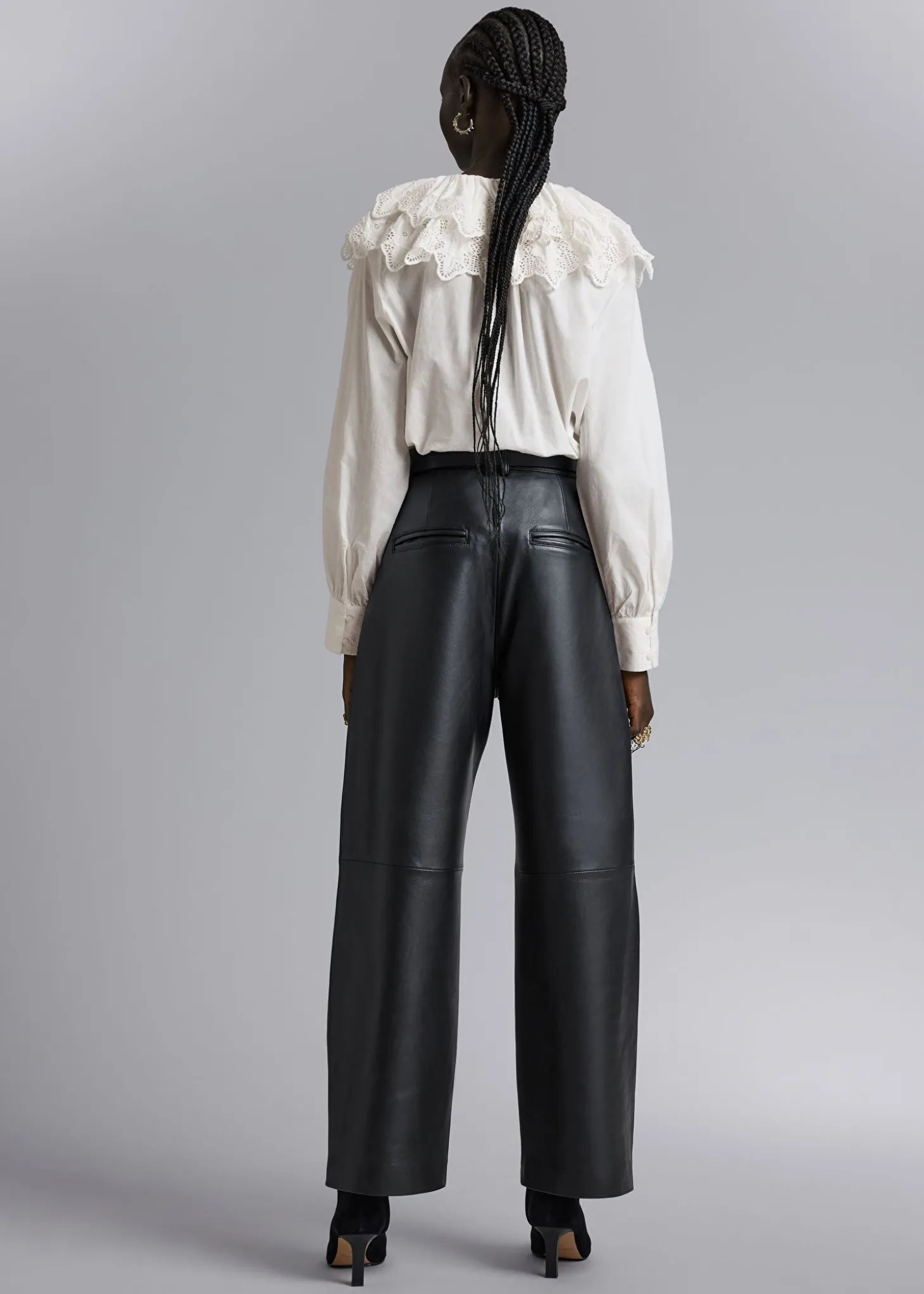 Lagdelt Ruffle Bluse