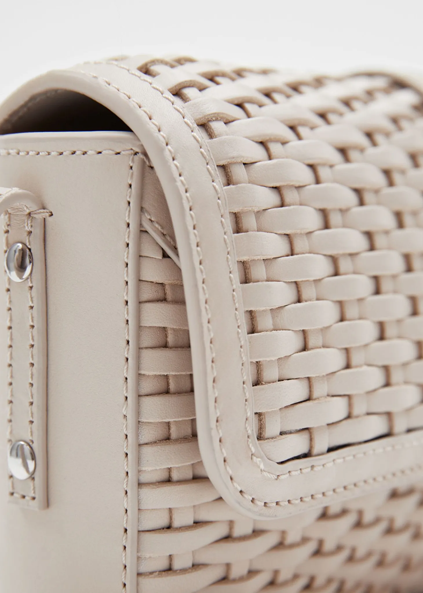 Messenger-Veske I Flettet Skinn