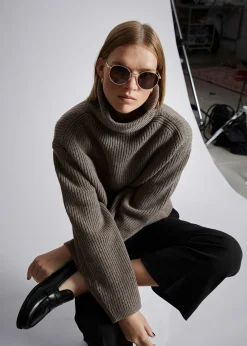 Oval Slim Frame Solbriller