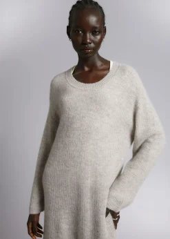 Oversized Strikket Midikjole