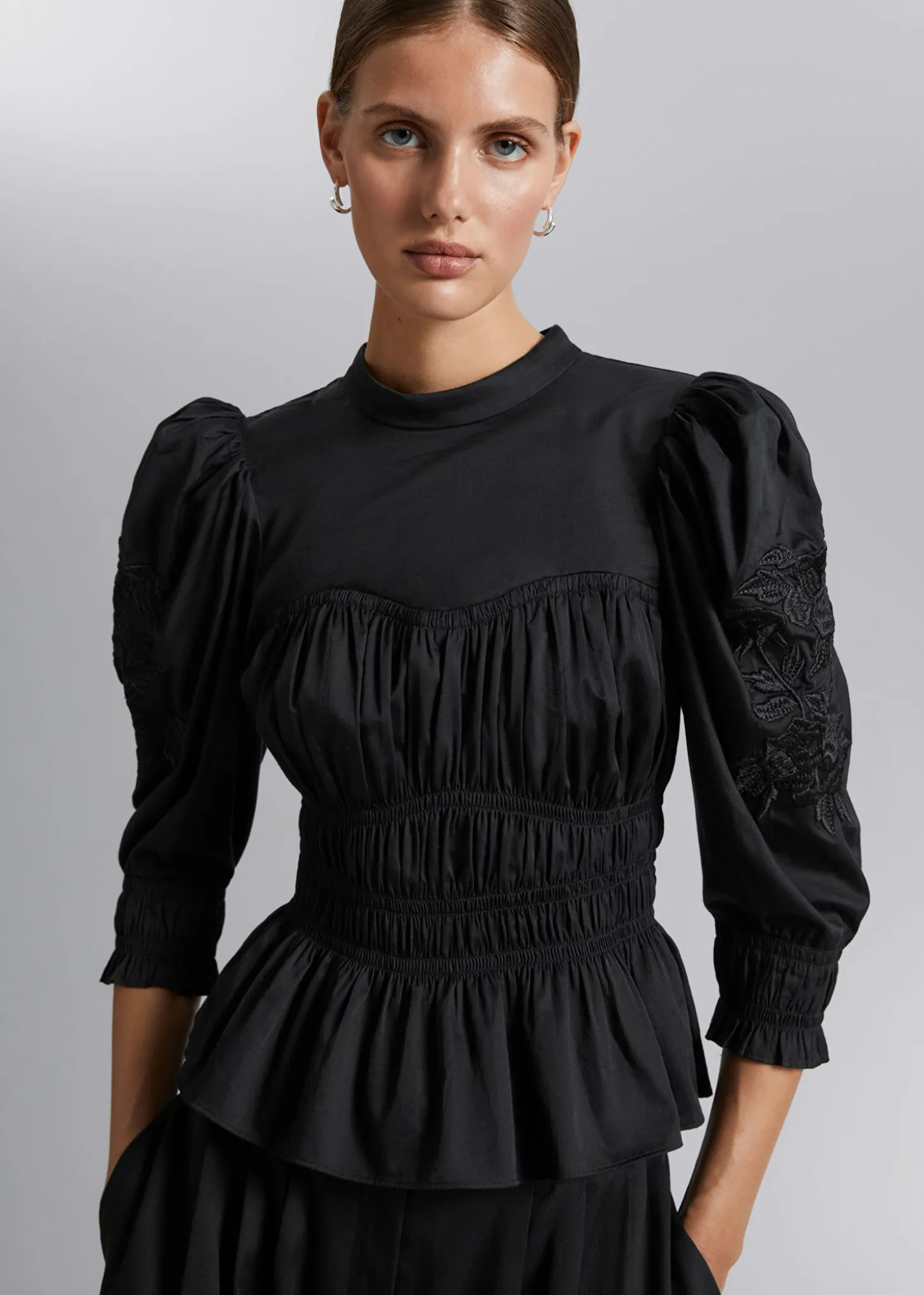 Puff Sleeve Peplum Bluse