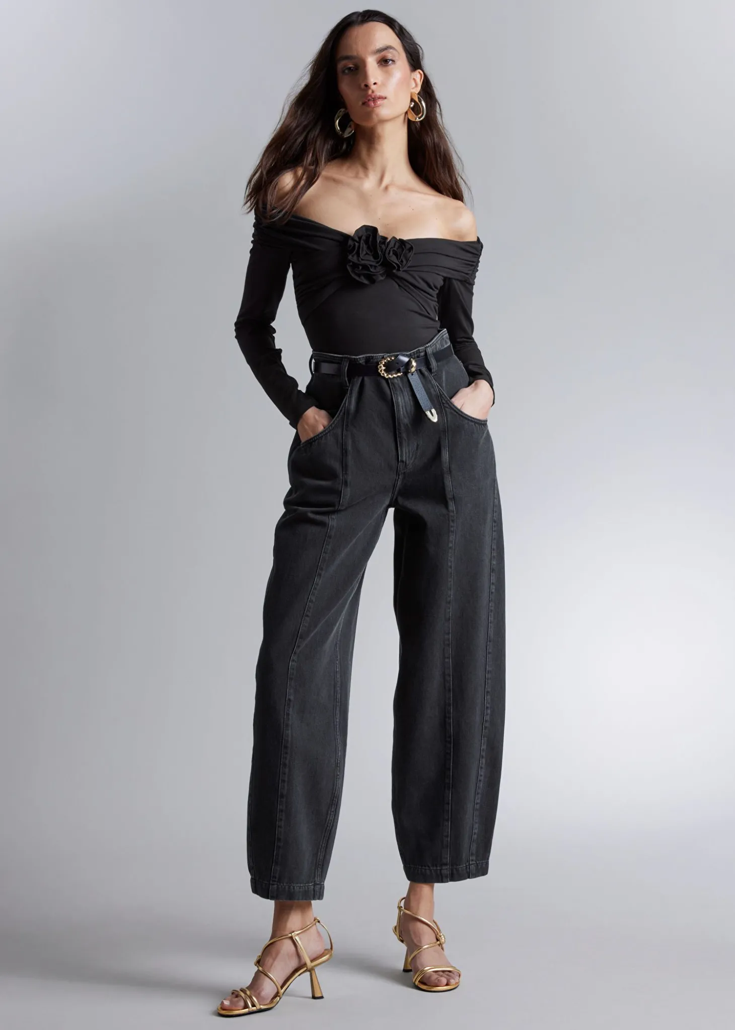 Ruched Off-Soulder Topp