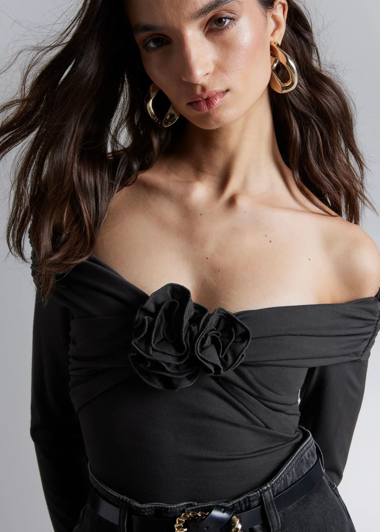Ruched Off-Soulder Topp