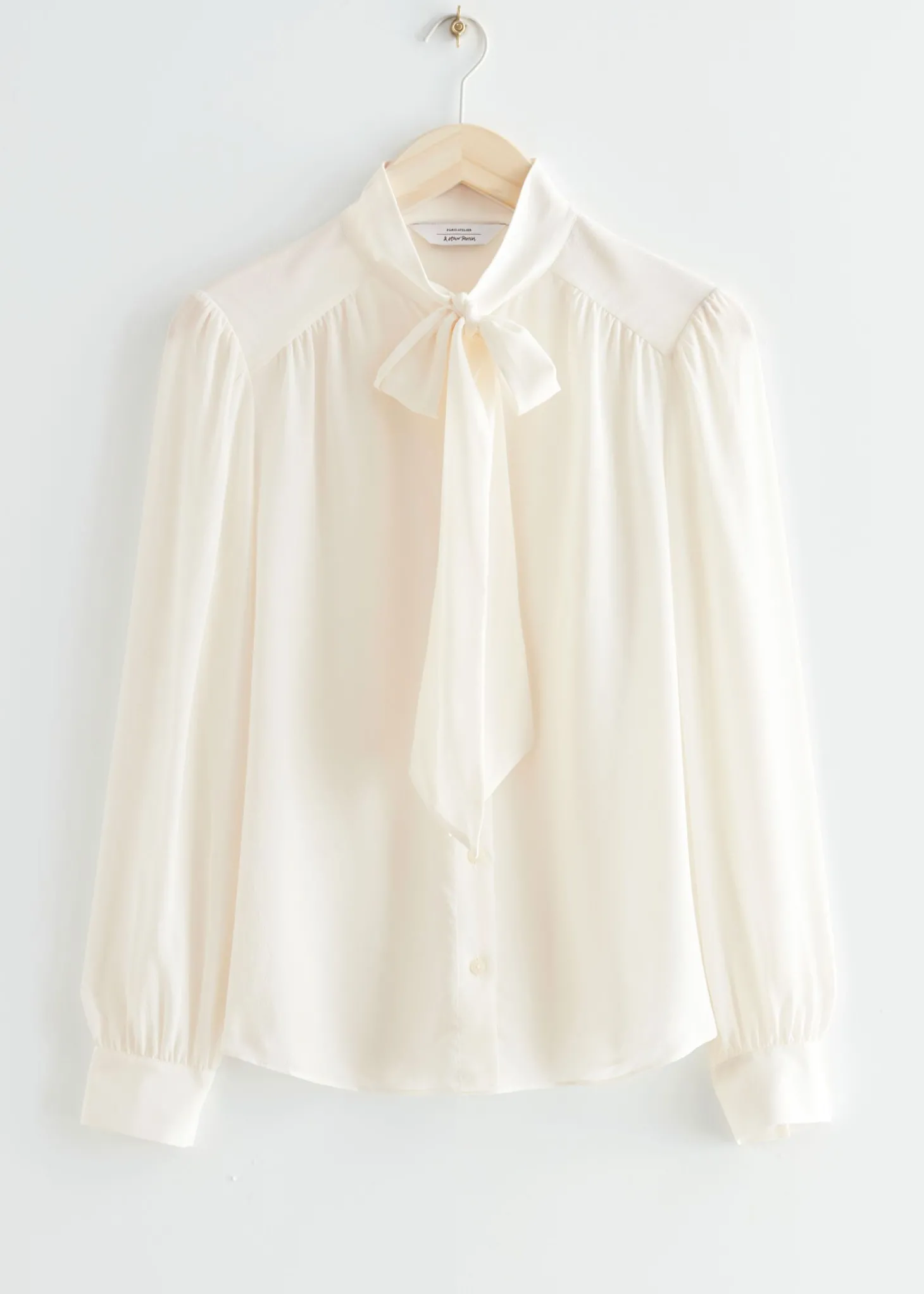 Silkebluse Med Halsband
