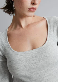 Slim-Fit Myk Strikket Topp