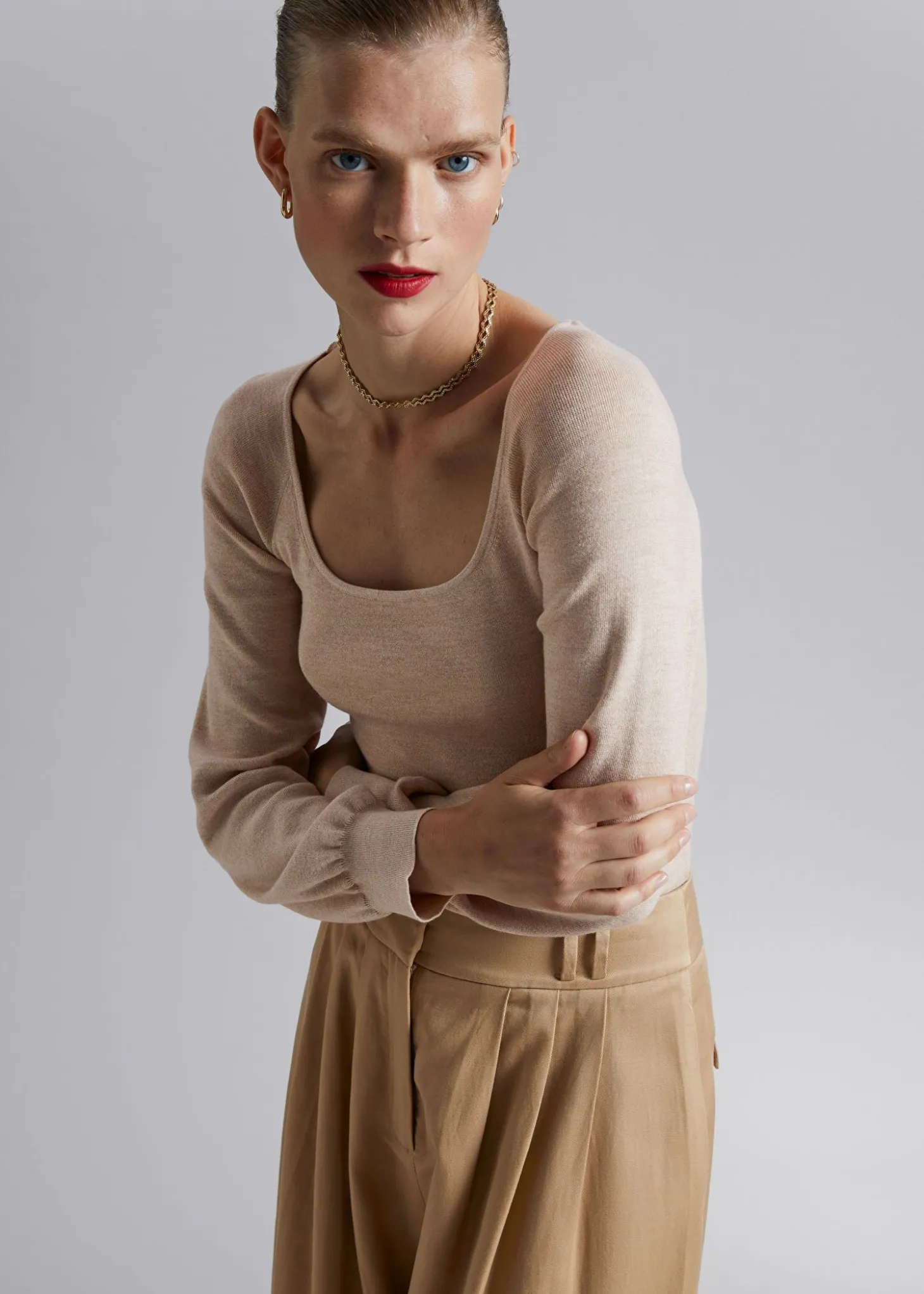 Slim-Fit Myk Strikket Topp
