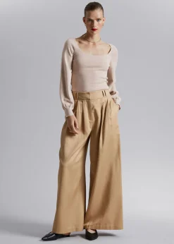 Slim-Fit Myk Strikket Topp