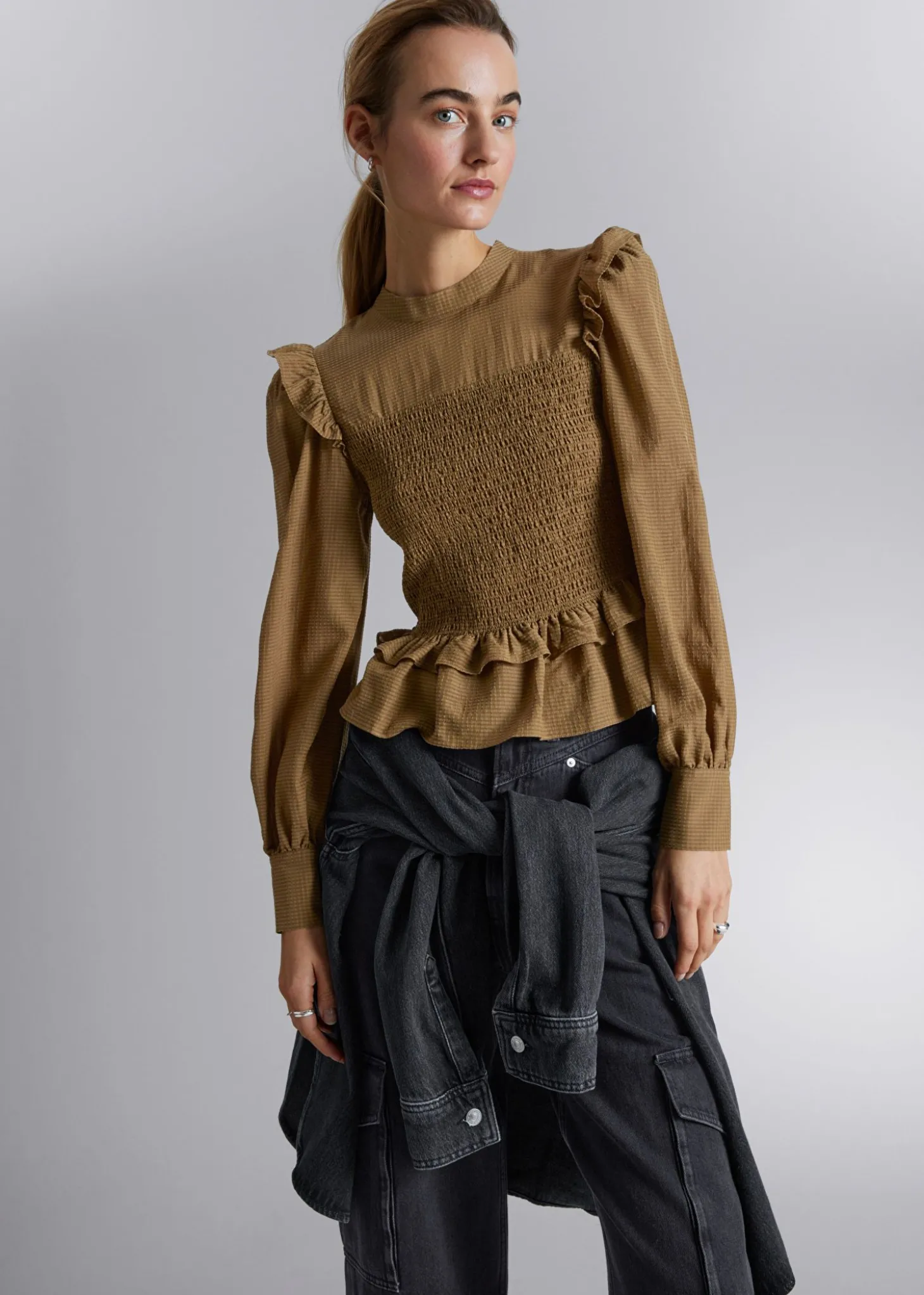 Smocked Frill Bluse