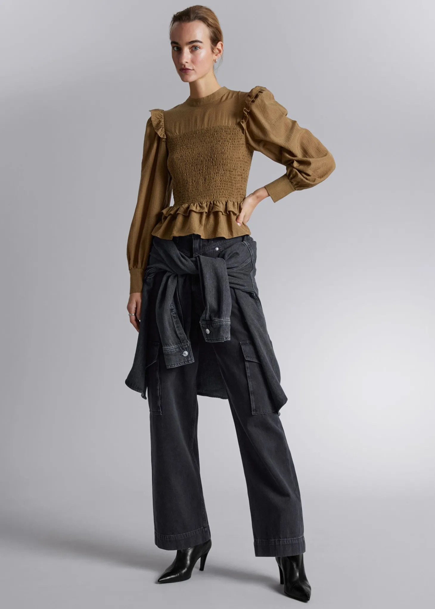 Smocked Frill Bluse