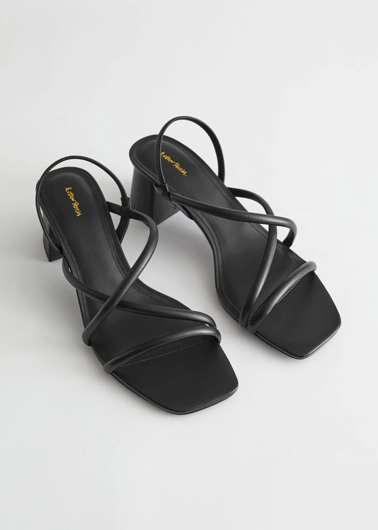 Strappy Blokkhaelsandaler