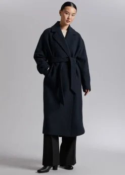 Voluminos Belted Wool Coat