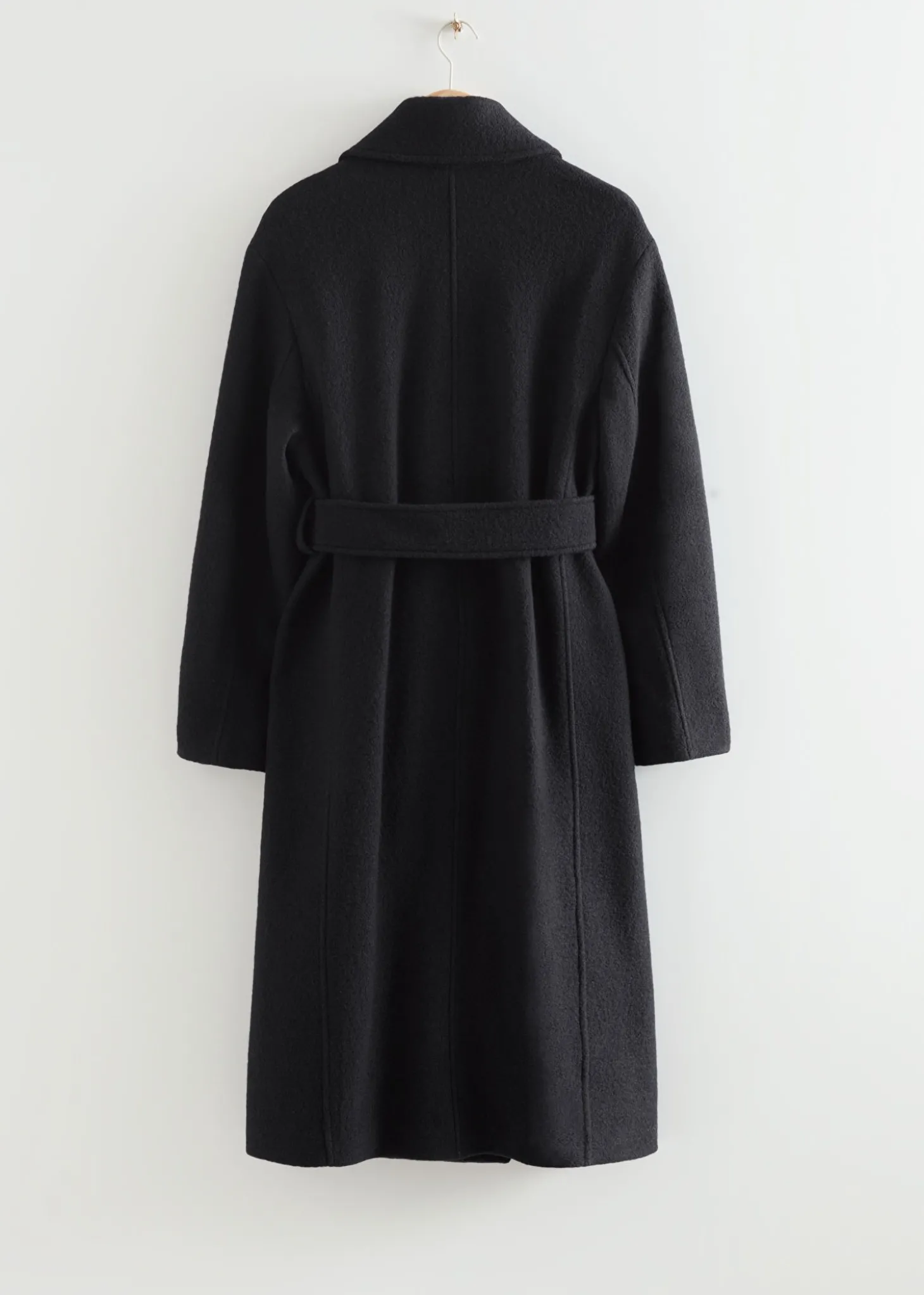 Voluminos Belted Wool Coat