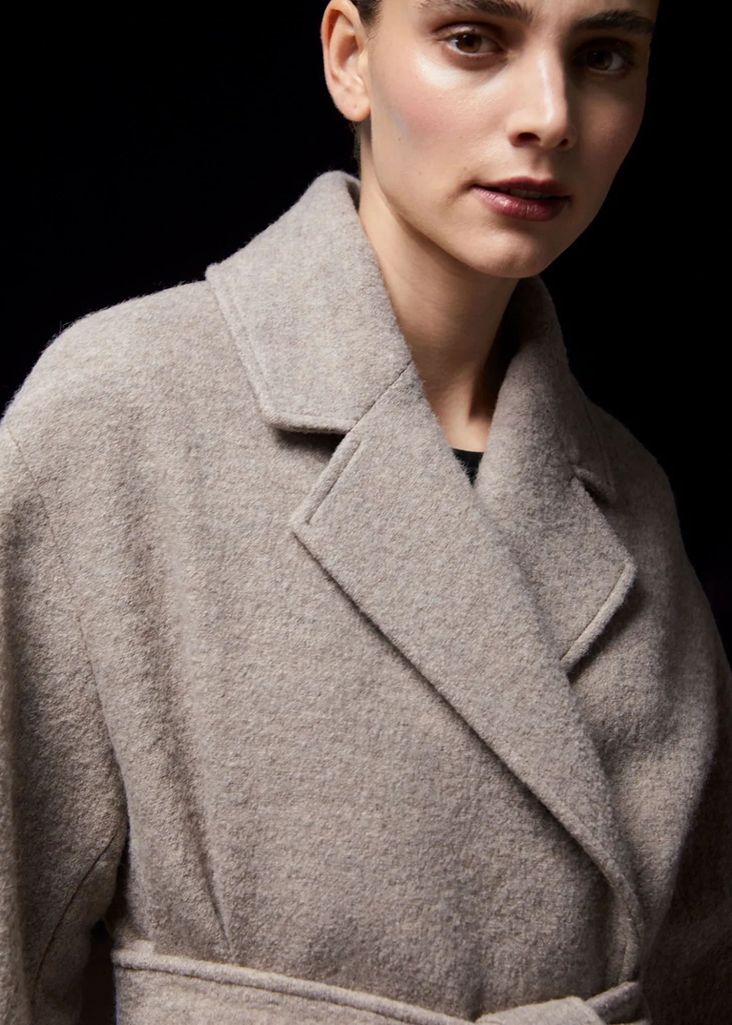 Voluminos Belted Wool Coat