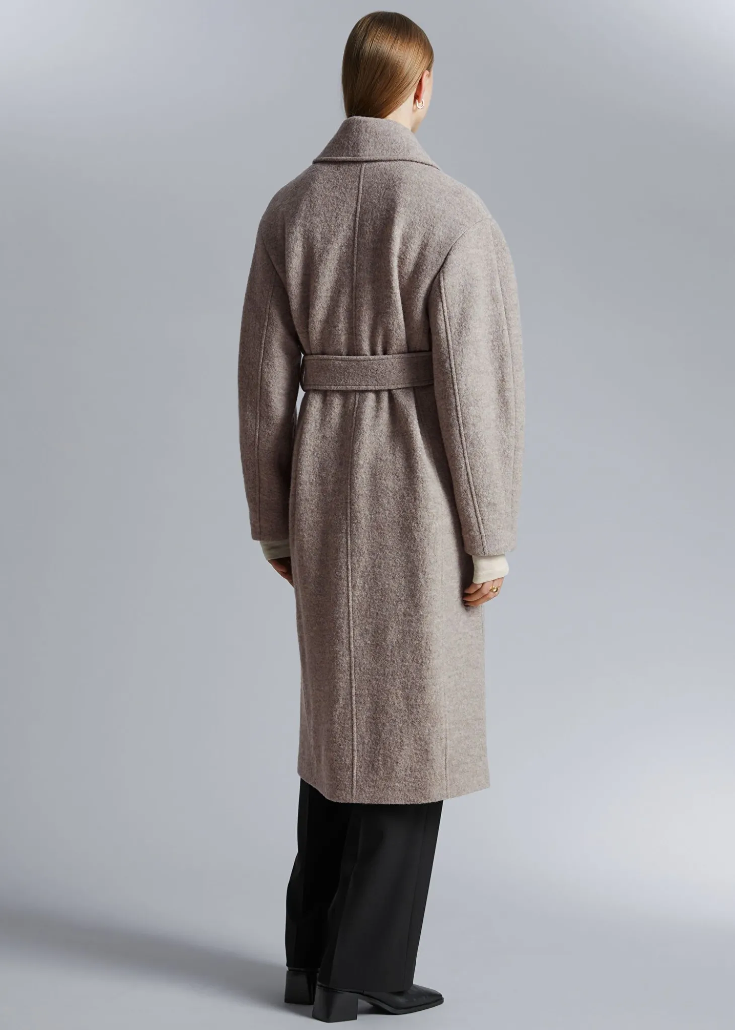 Voluminos Belted Wool Coat