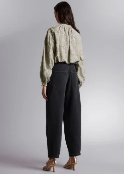 Voluminos Bluse Med Staende Krage